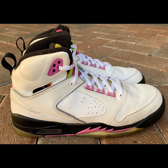 Air Jordan 60 Plus - Picture 6 of 8